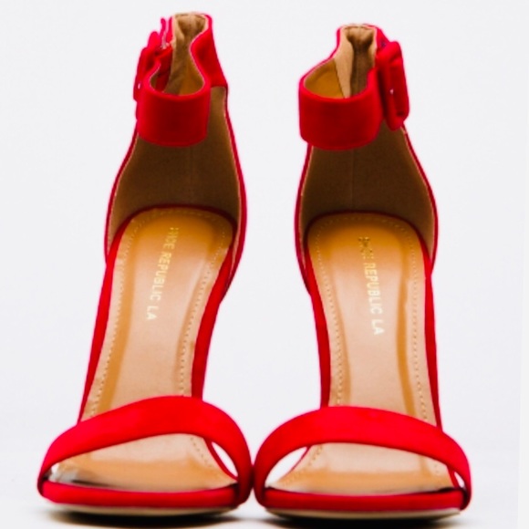 RED SUEDE CHUNKY ANKLE STRAP HEELS - Picture 4 of 5